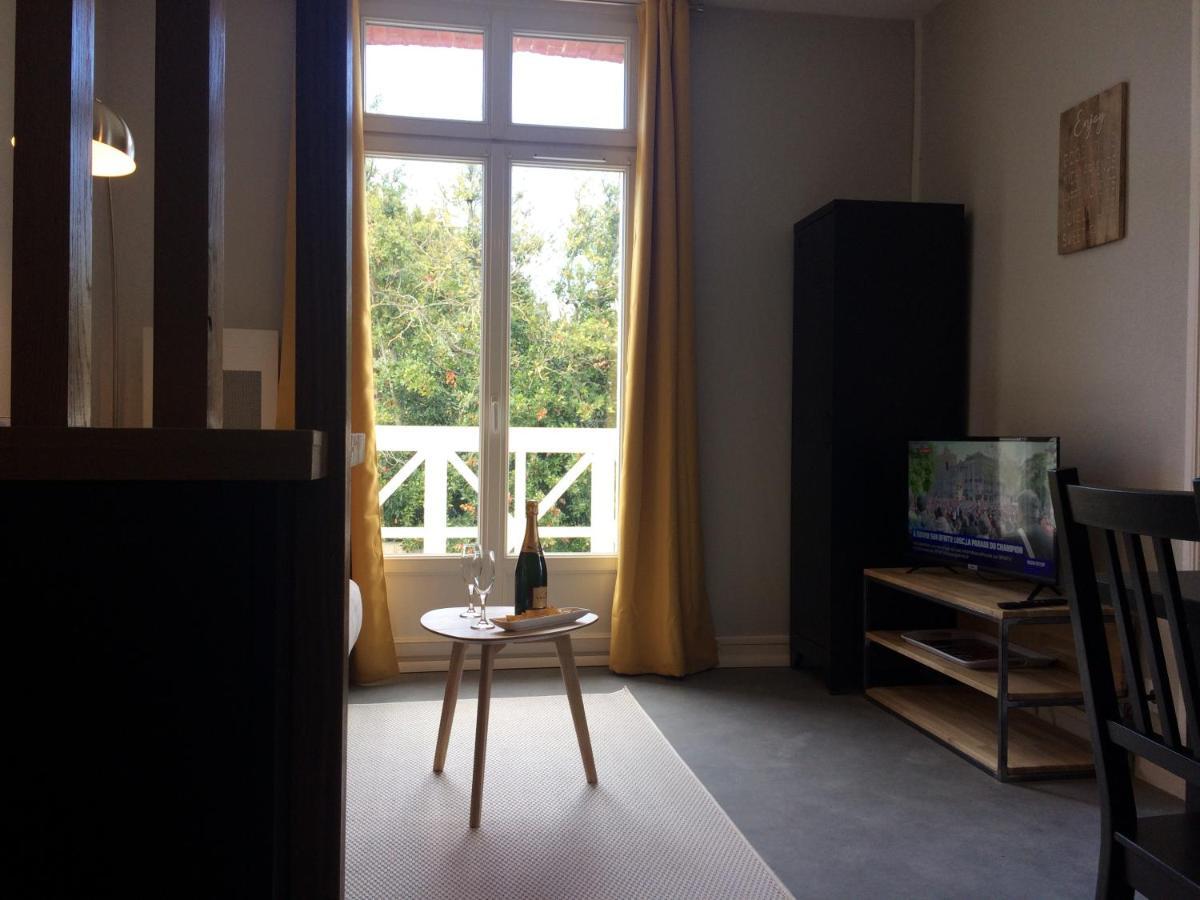 Dinard: Studio A 100 M De La Plage De L'Ecluse Eksteriør bilde